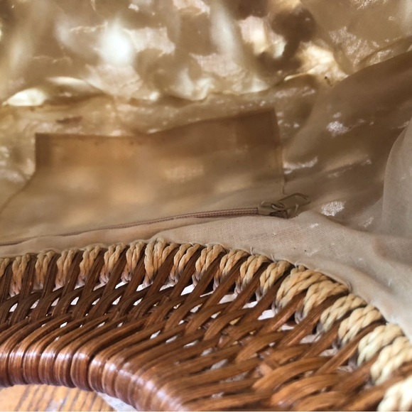 Vintage Macrame Toyo and Wooden Handle Purse - Picture 7 of 9